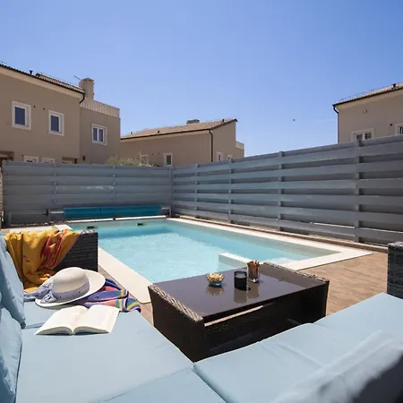 Holiday home Castagna In Mit Pool Und Sauna By Interhome