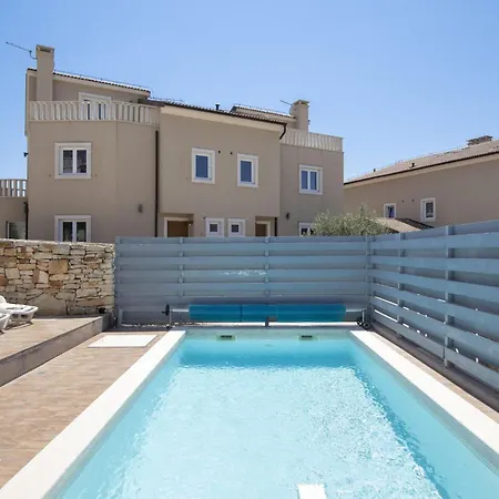 Castagna In Mit Pool Und Sauna By Interhome *