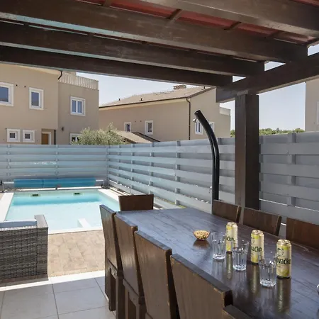 Castagna In Mit Pool Und Sauna By Interhome *